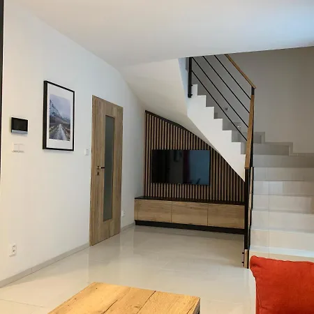 Pod Klínovcem Apartamento *